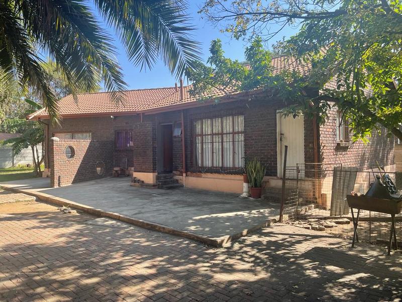 3 Bedroom Property for Sale in Rustenburg Central North West